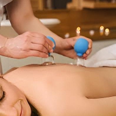 Massatge amb ventoses Massatge amb ventoses